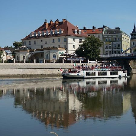 Hotel Piast Opole Exteriör bild