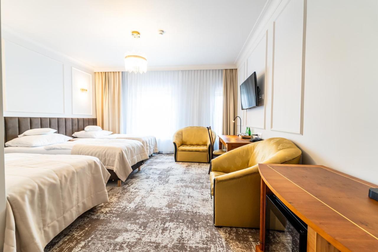 Hotel Piast Opole Exteriör bild